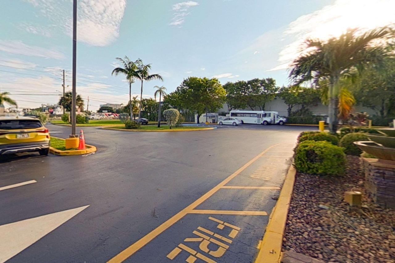 Rodeway Inn & Suites Fort Lauderdale Airport & Cruise Port Dania Beach Luaran gambar