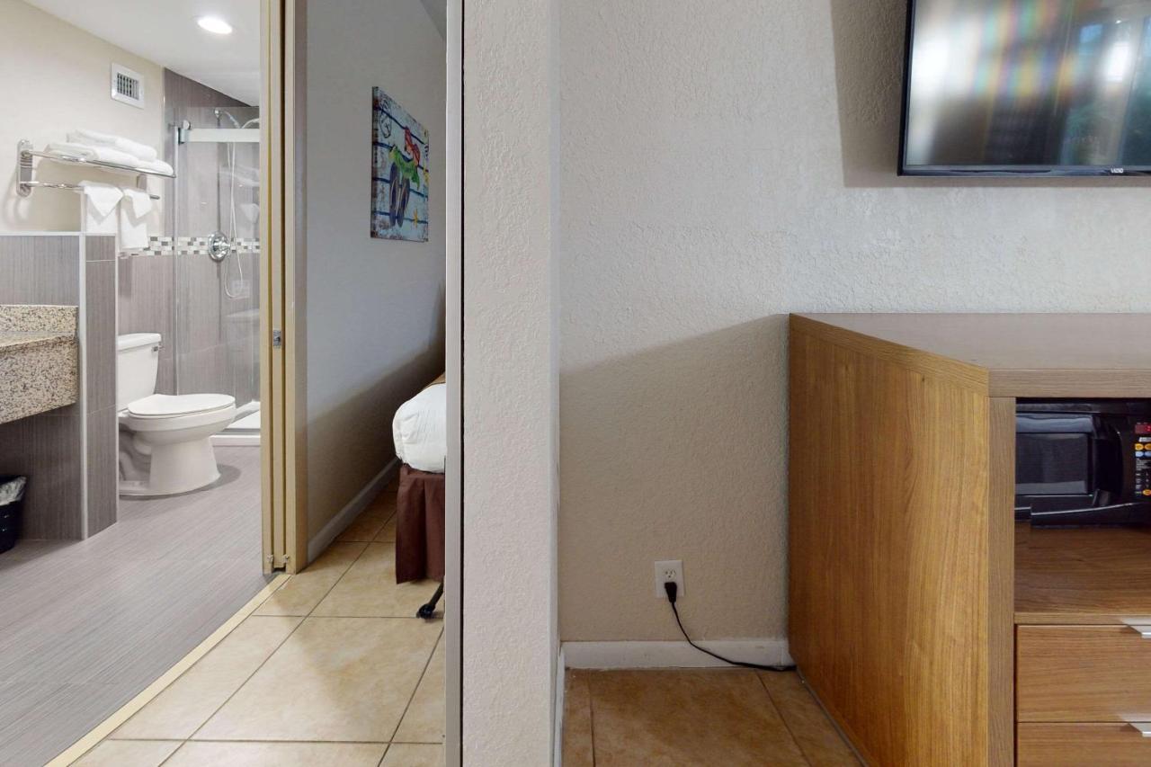 Rodeway Inn & Suites Fort Lauderdale Airport & Cruise Port Dania Beach Luaran gambar